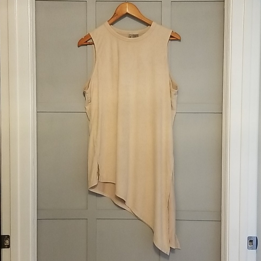 Tunic side slit